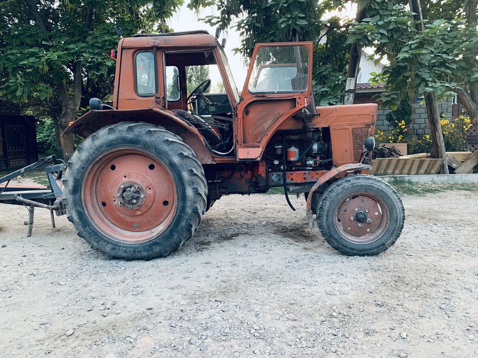Трактор МТЗ-80.