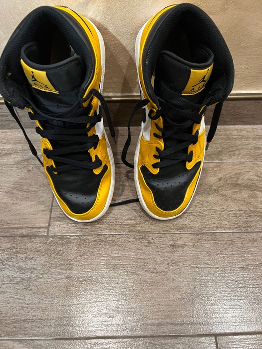 Jordan 1 Mid taxi 44 номер