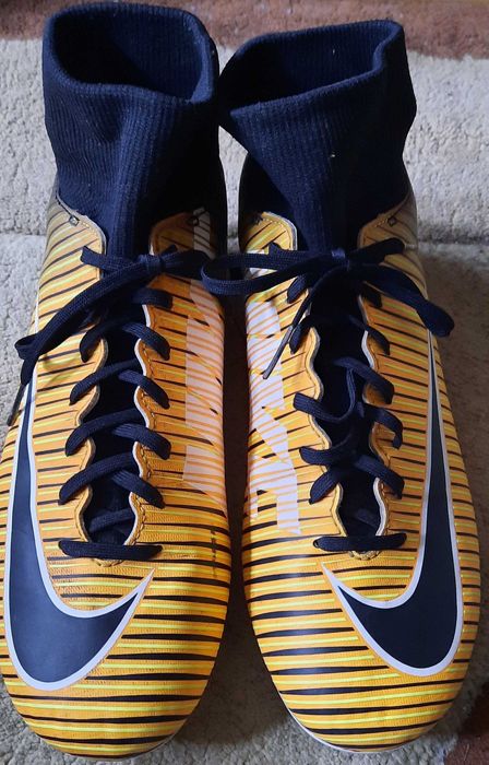 Nike Mercurial pentru forbal. Originali. Stare f bună!