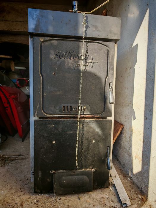 Чугунен котел на твърдо гориво Solitech Plus гр. Велинград • OLX.bg