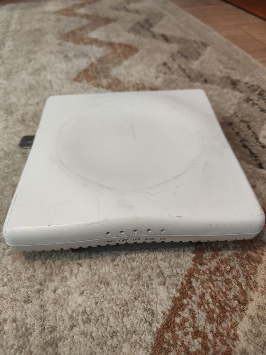 Vând Ruckus ZoneFlex 7363 Access Point