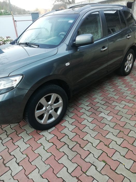 Hundai Santa fe 5 locuri