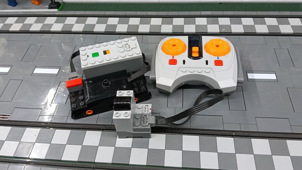 LEGO Powered Up  sau  Power Function.