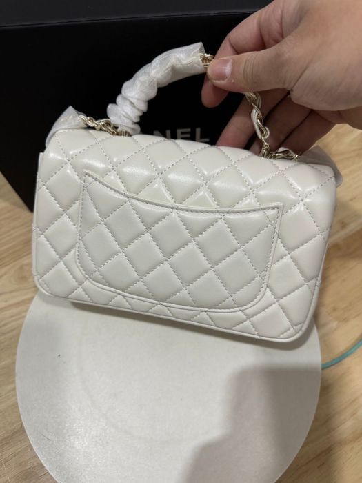 НАЛИЧНА дамска чанта Chanel