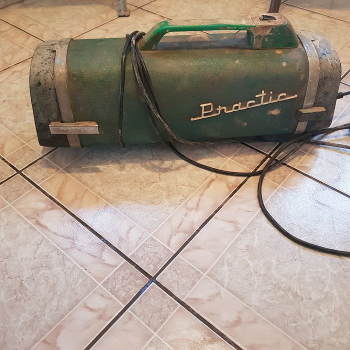 Aspirator Practic  epocă