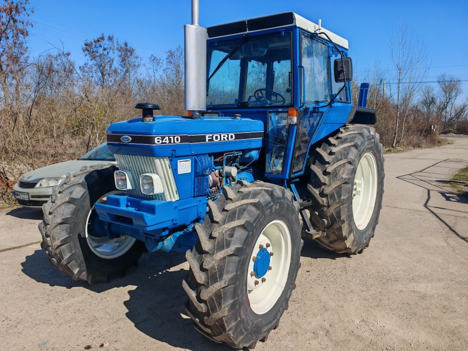 Tractor Ford 6410