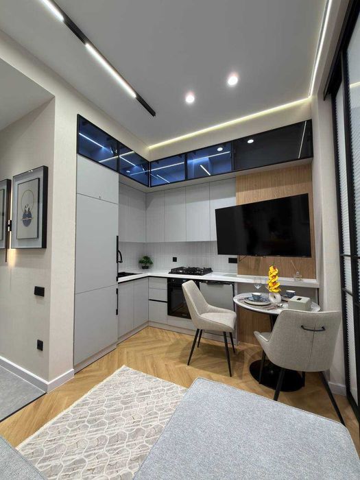 Imperial Club City , 1в2, 33м2+5м2 балкон Алайский рынок !!