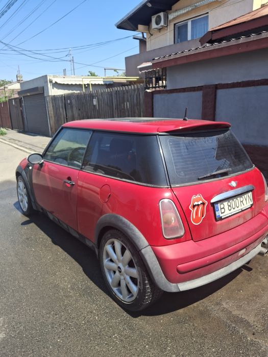 Mini cooper one.