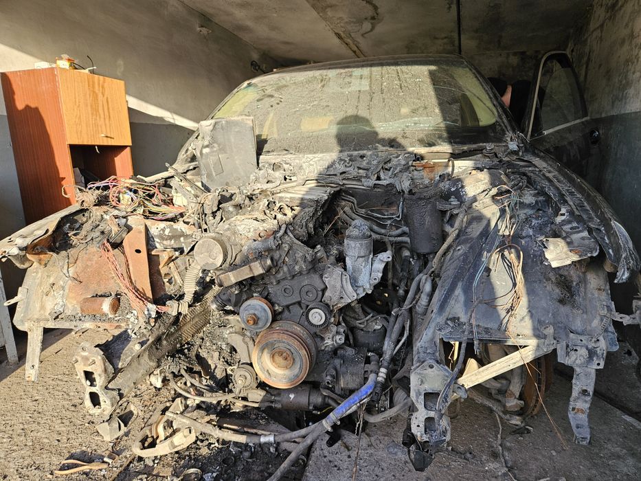 Бмв 740 дизель  на разбор