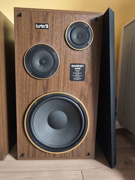 Тонколони Quadral Turbo 13