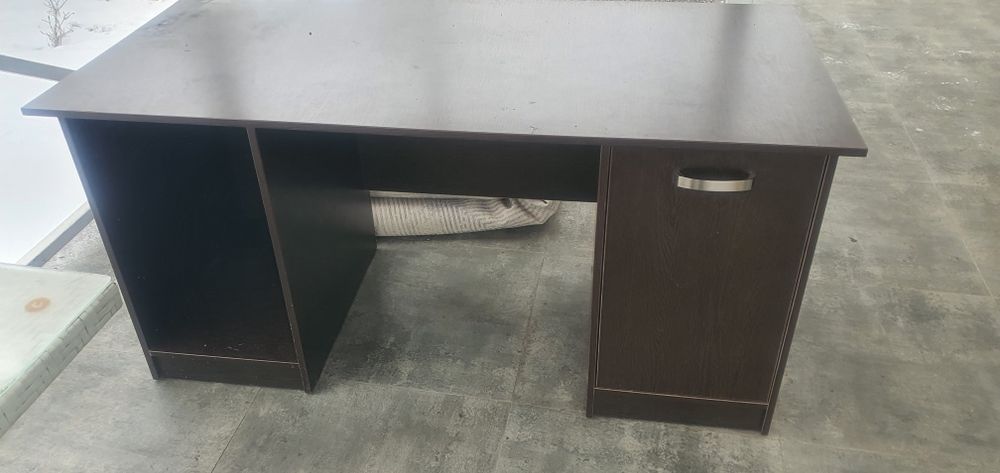 Письменный  стол