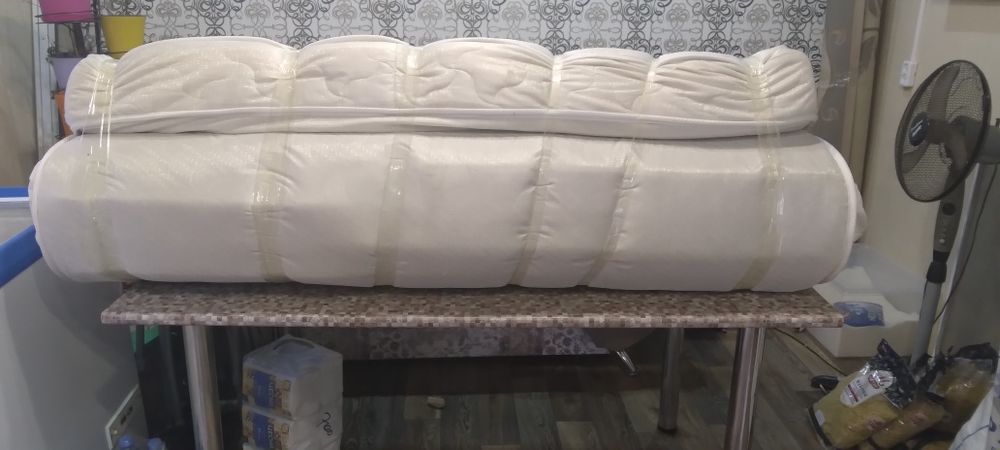 Продам матрас на кровать