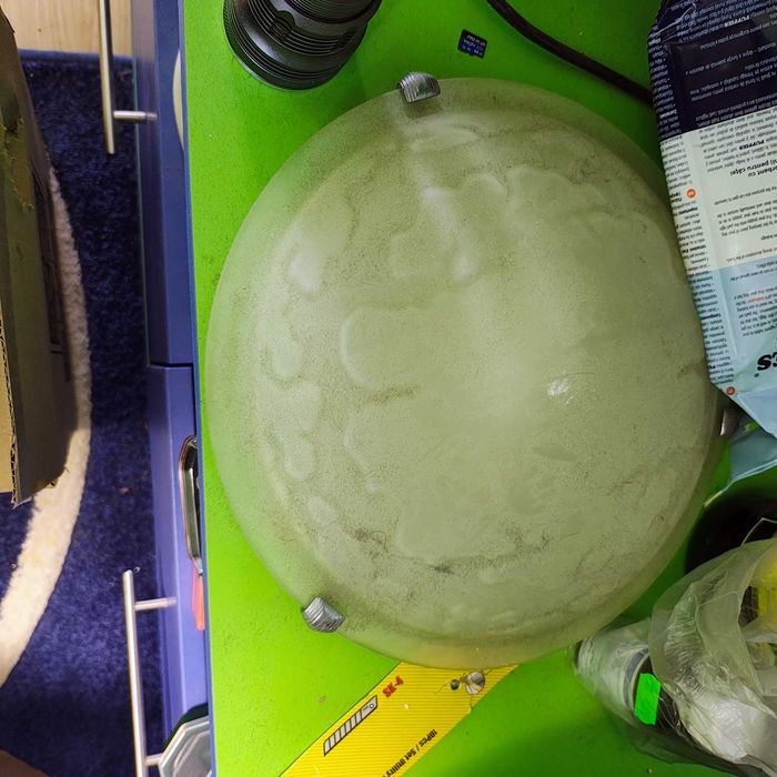 Плафона за коридор+ полюлей