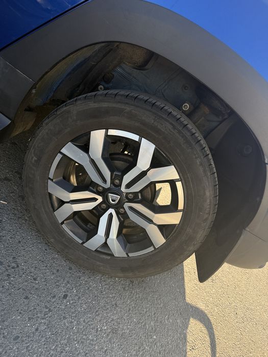 Dacia Duster 2021 4x4 FULL – 72.000 km – Camera 360° – TVA deductibil