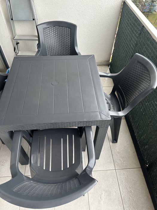 Set masa cu 4 scaune pentru balcon/terasa