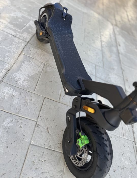 Trotineta electrica AUTOMOBILI LAMBORGHINI E-scooter ALext