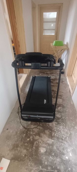 vand banda de alergare Lotto