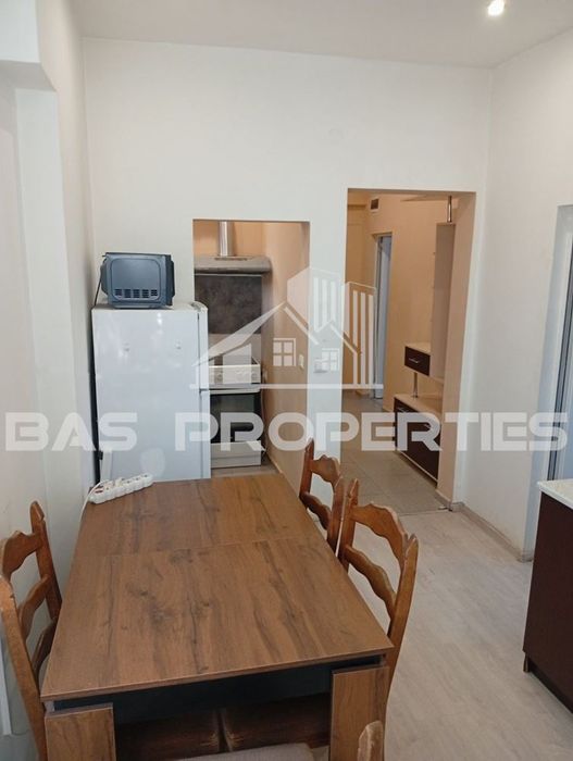Продава се Тристаен апартамент в София, Център - 97 кв.м за 1646 €/кв.м - Снимка #3