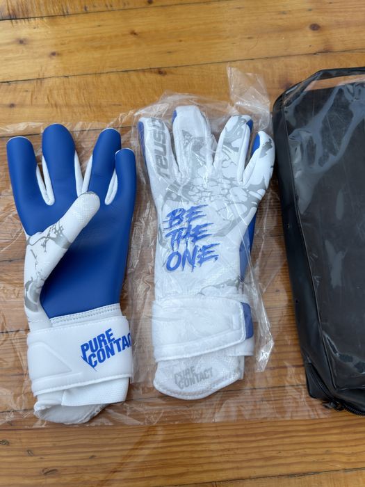Вратарски,футболни ръкавици Reusch pure contack размер 10