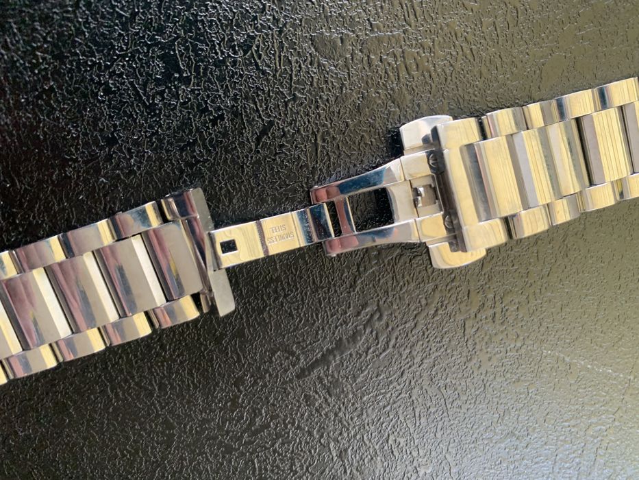 Ceas Emporio Armani Defect