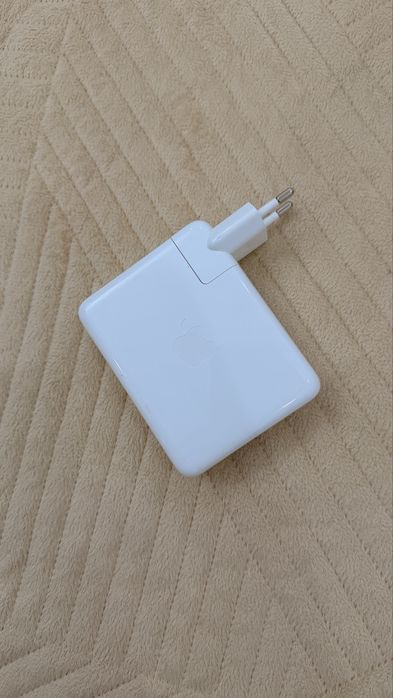Оригинальный адаптер Apple USB-C 140W