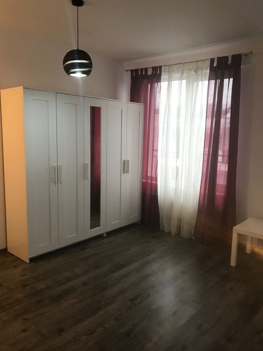 Garsoniera de inchiriat