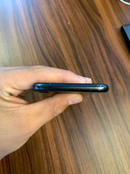 Iphone 7 srocna sotiladi