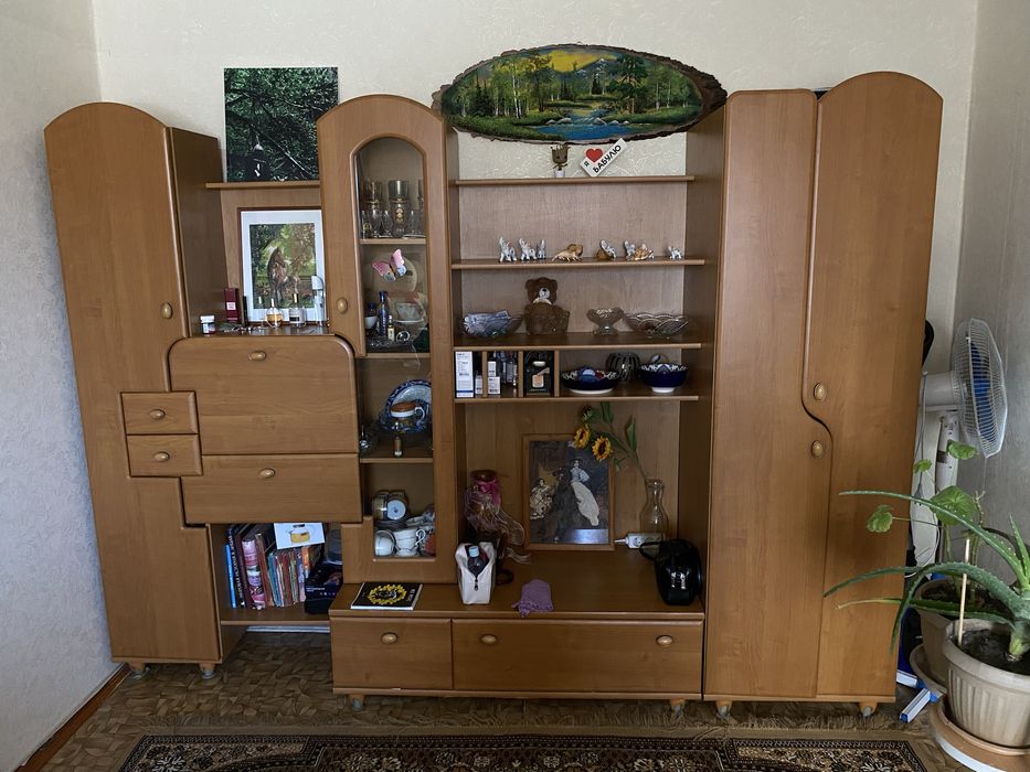 Стенка в гостиную