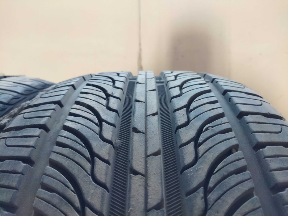 Nexen 255/35/R20