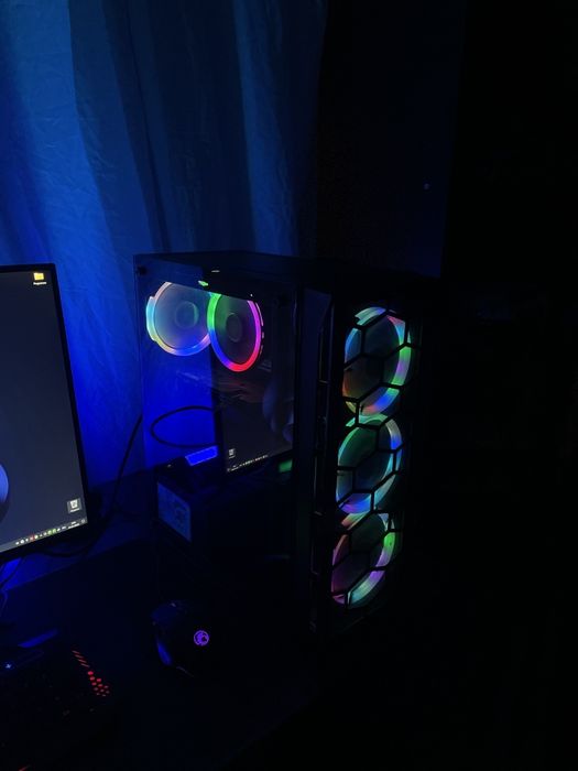 12- pokoleniya i3 | RTX 2060 | 16gb RAM| 27 dyum Monitor| RGB Case