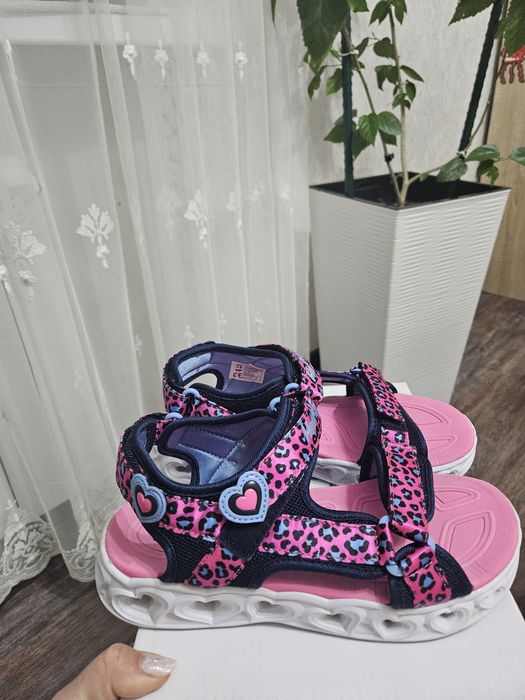 Skechers,   сандали 37 размер