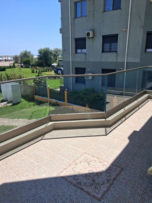 balustrada sticla si inox