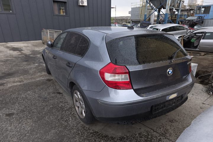 Pedala acceleratie BMW Seria 1 2005 116i MT (115 hp)