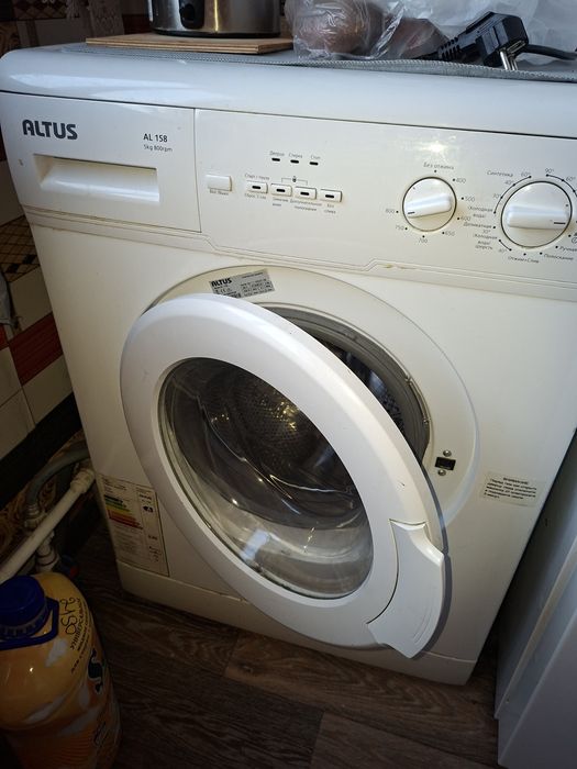 Стиральный машина продам