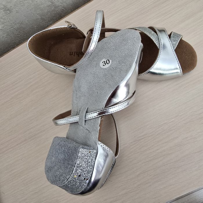 Туфли для бальных танцев