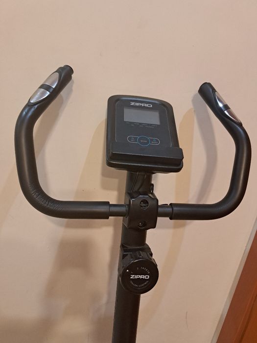 Велоергометър почти нов