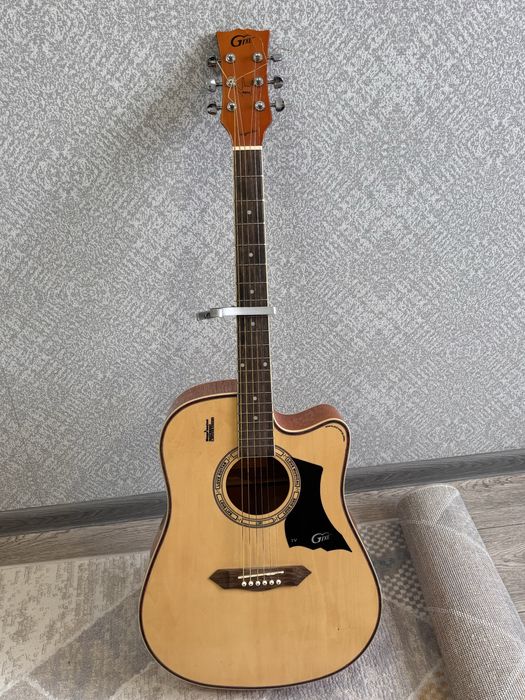 Продается гитара