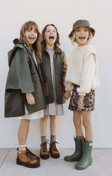 Маркови дрехи с дефекти