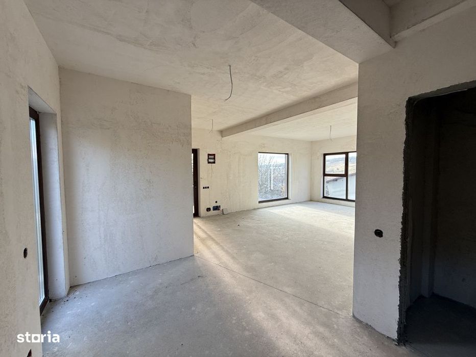 Casa de vanzare 134mp + 240mp | Zona Auchan Iris | CF | 2 garaje