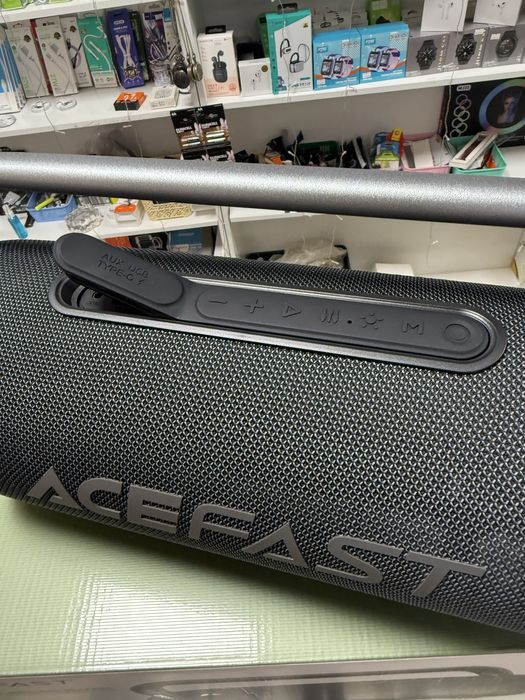 Музыкальная колонка оригинал мощная