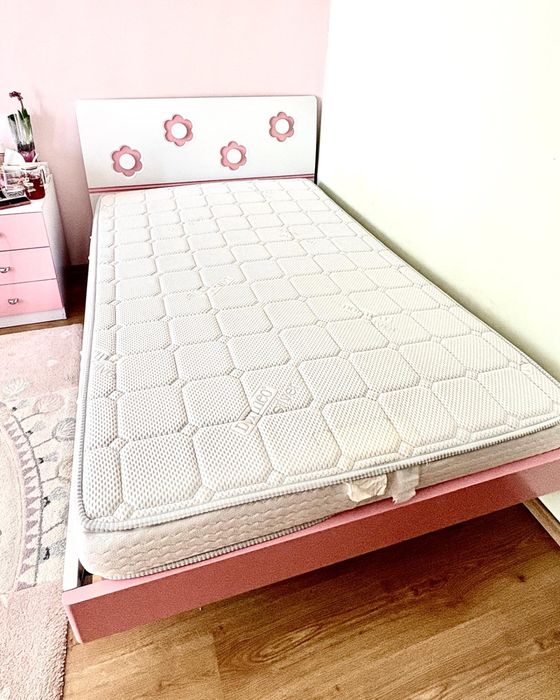Детско легло с матрак 190/120 и шкафчета