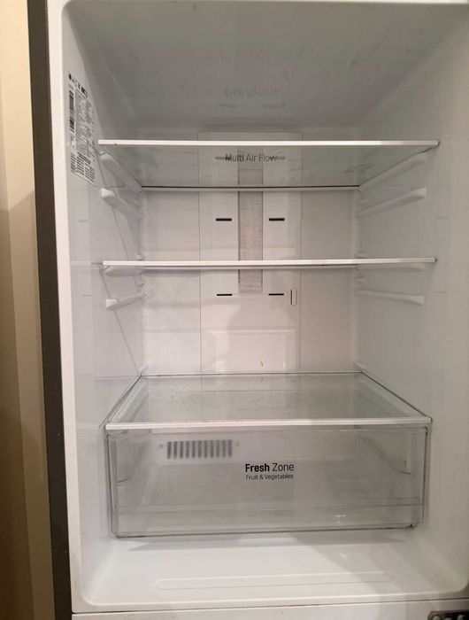 продам холодильник lg