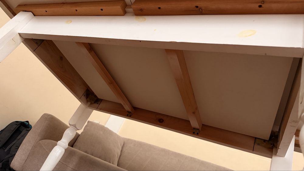 Стол и 8 стульев