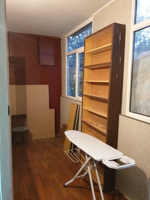 Книжные шкафы деревянные