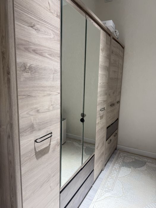 Спальный гарнитур