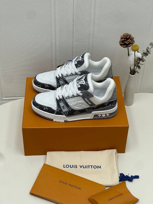 Маратонки  , кецове -два цвята