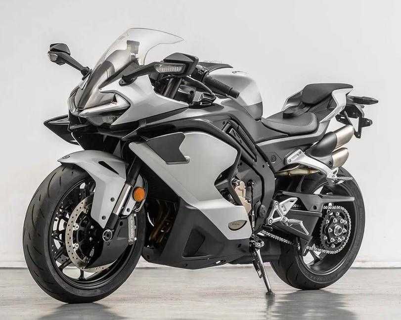 Мотоцикл CFMOTO 750SR-S с 2х летней гарантией от официального дилера