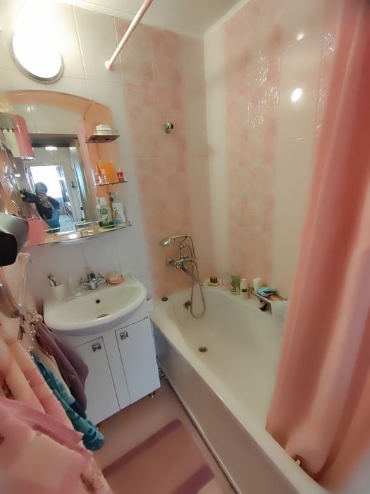 Продается 3-комн (3-19, 4 эт)