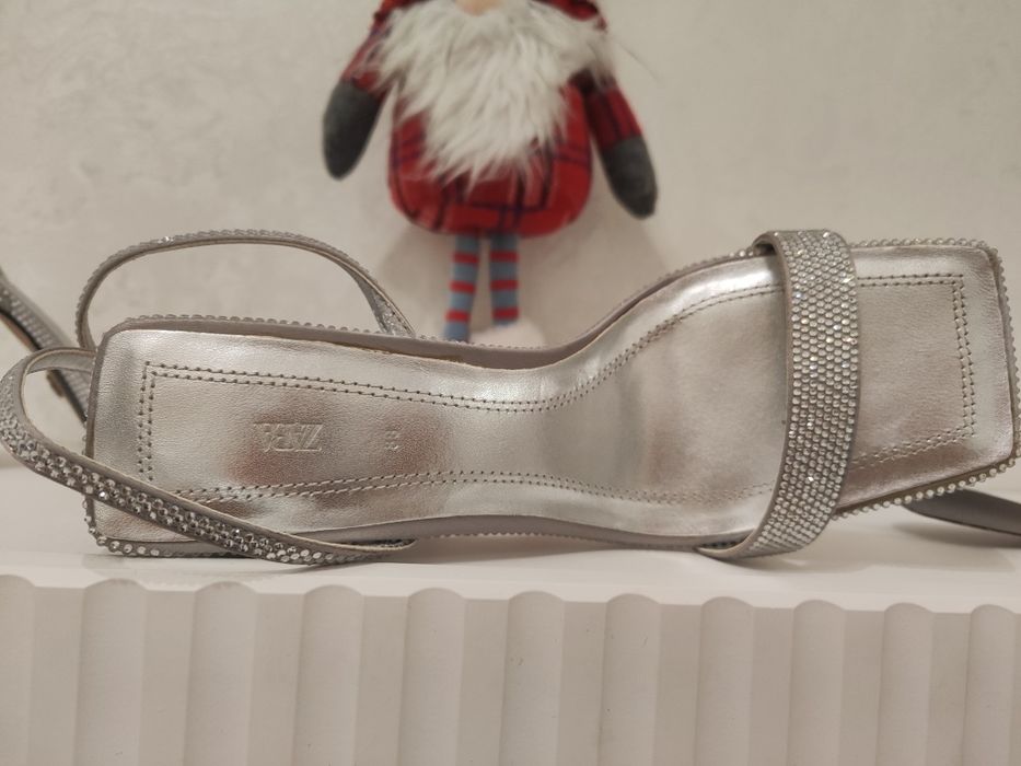 Босоножки Zara продам