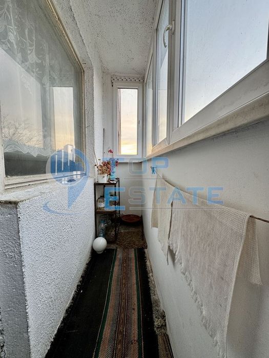 Двустаен панелен апартамент в град Стажица, област Велико Търново